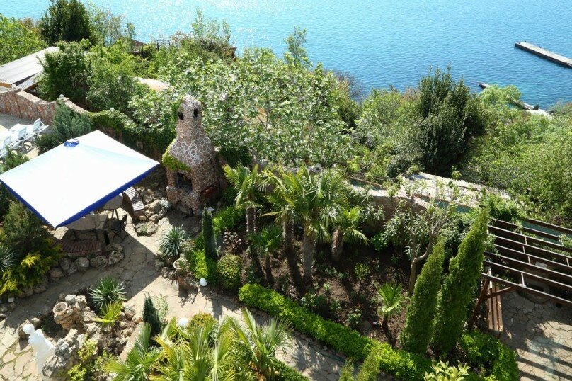 Гостиница Маджестик Партенит-108