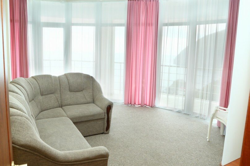 Гостиница Маджестик Партенит-49