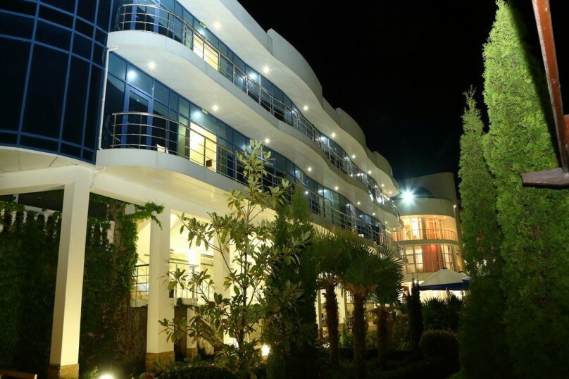 Гостиница Маджестик Партенит-93