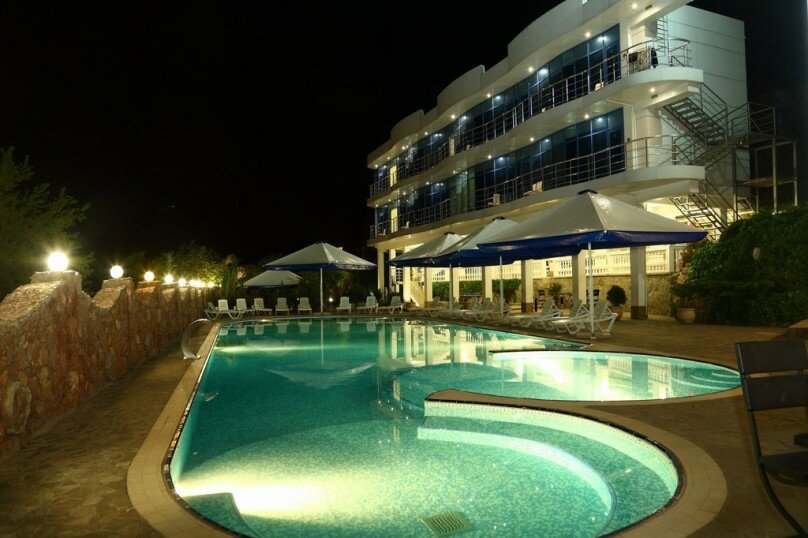 Гостиница Маджестик Партенит-48