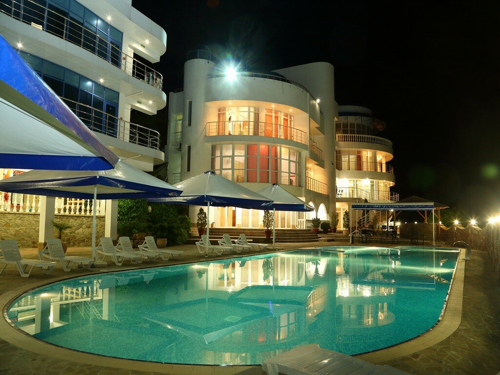 Гостиница Маджестик Партенит-7