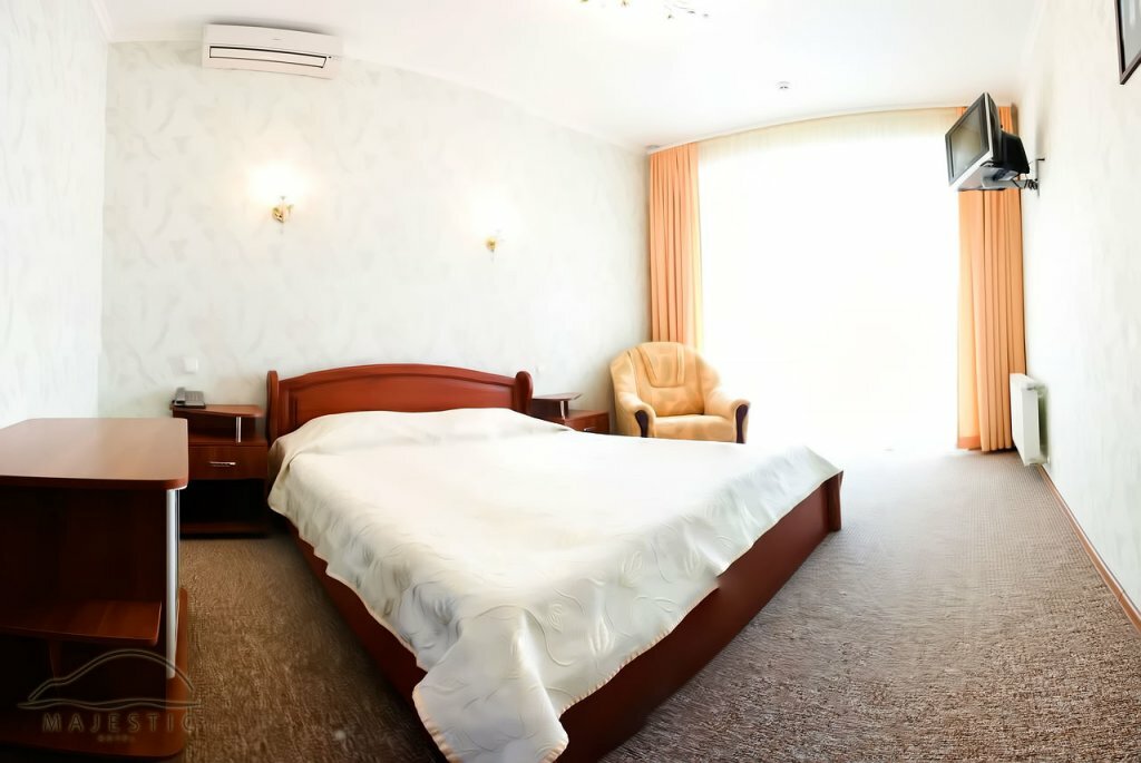 Гостиница Маджестик Партенит-38