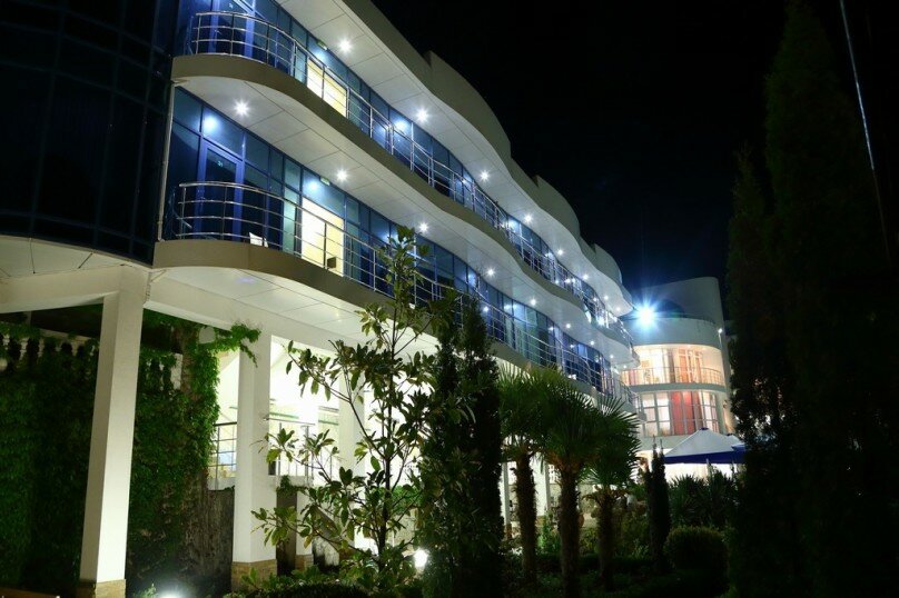 Гостиница Маджестик Партенит-81