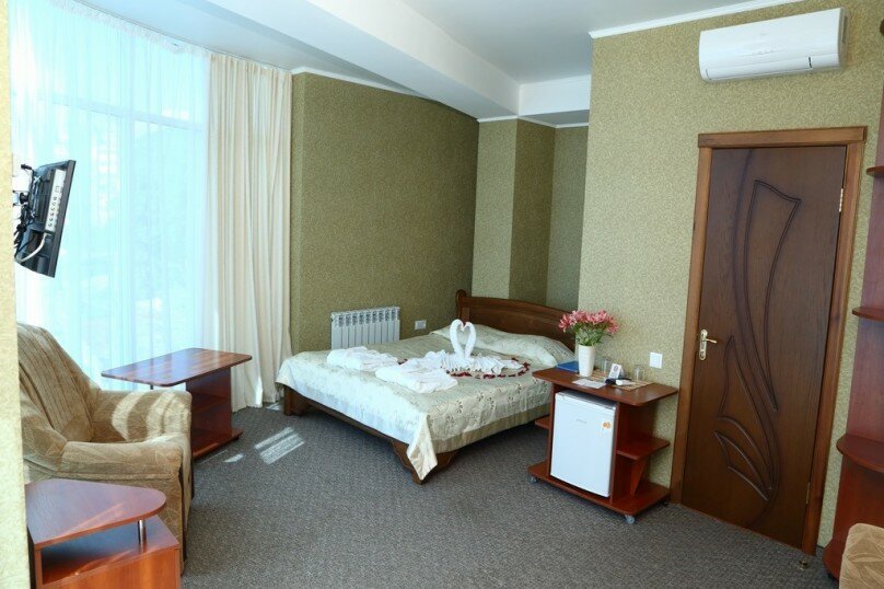 Гостиница Маджестик Партенит-143