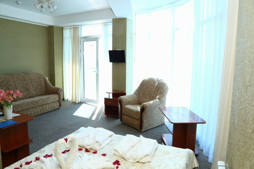 Гостиница Маджестик Партенит-135