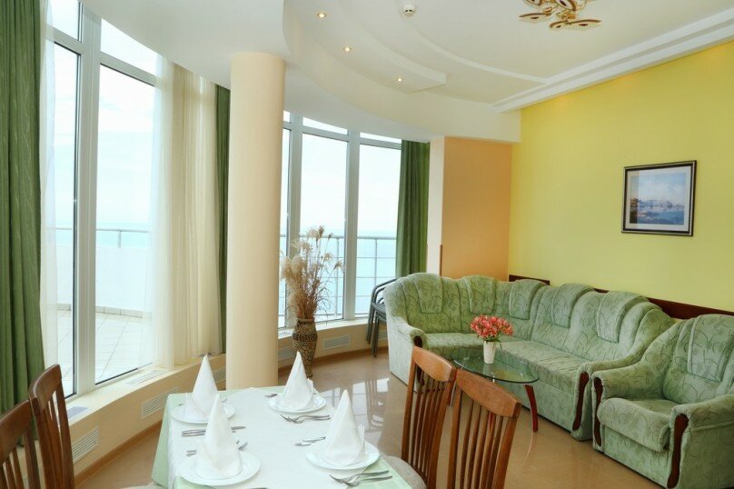 Гостиница Маджестик Партенит-123