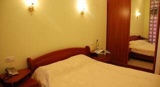 Гостиница Маджестик Партенит Стандартный двухместный номер с 1 кроватью или 2 отдельными кроватями и видом на море-7