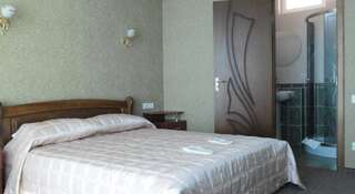 Гостиница Маджестик Партенит Стандартный двухместный номер с 1 кроватью или 2 отдельными кроватями и видом на море-6