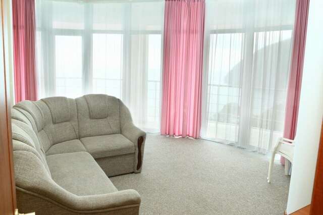 Гостиница Маджестик Партенит-48