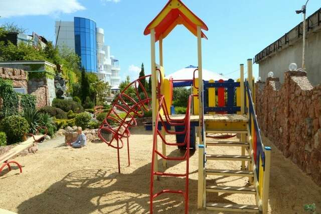 Гостиница Маджестик Партенит-35