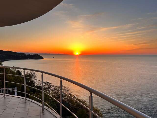 Гостиница Маджестик Партенит-202