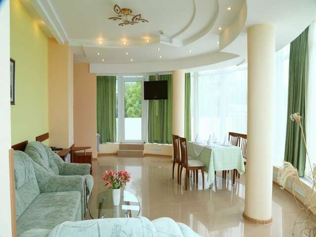 Гостиница Маджестик Партенит-110