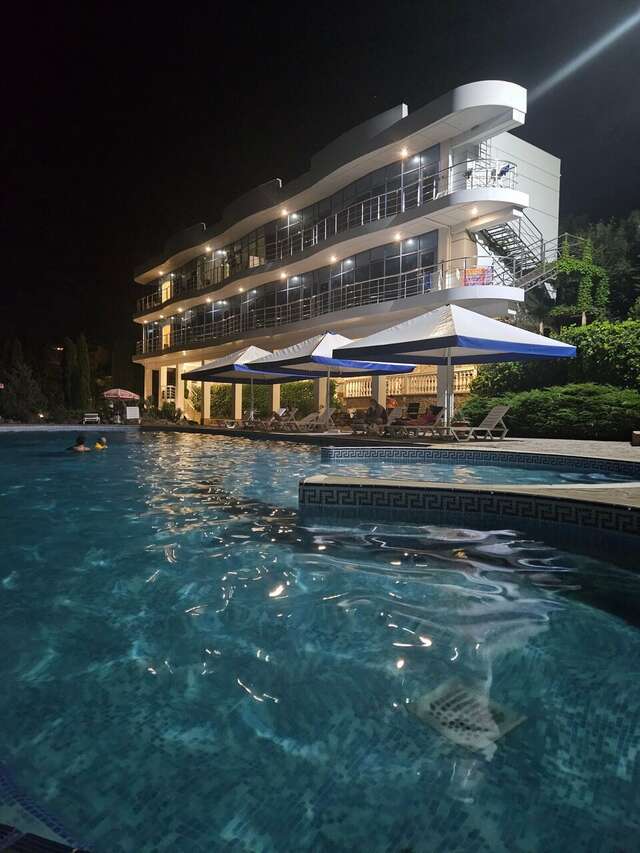 Гостиница Маджестик Партенит-154