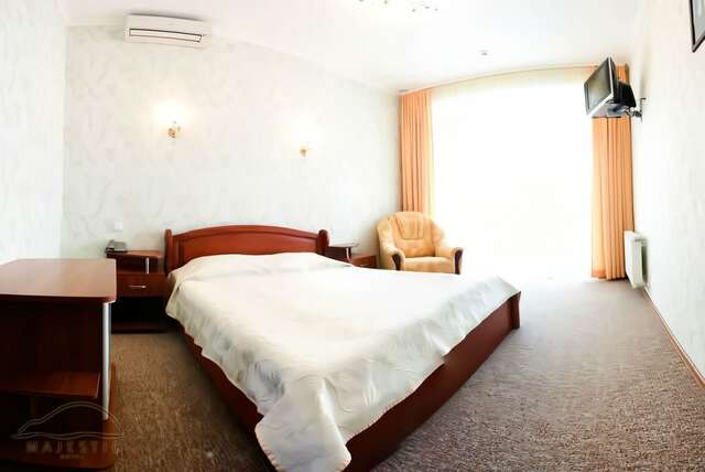 Гостиница Маджестик Партенит-37