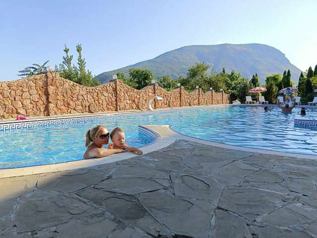 Гостиница Маджестик Партенит-143