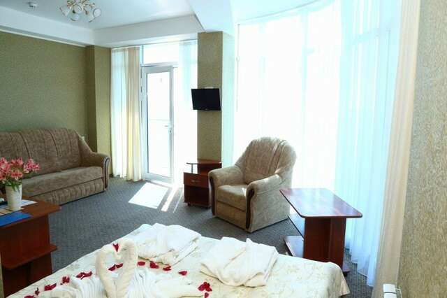 Гостиница Маджестик Партенит-134