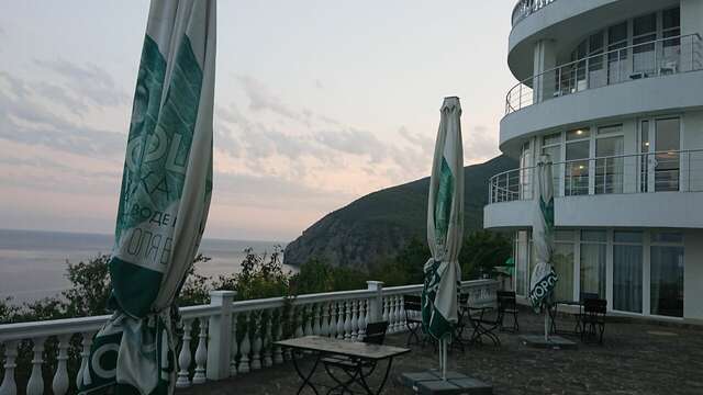 Гостиница Маджестик Партенит-157