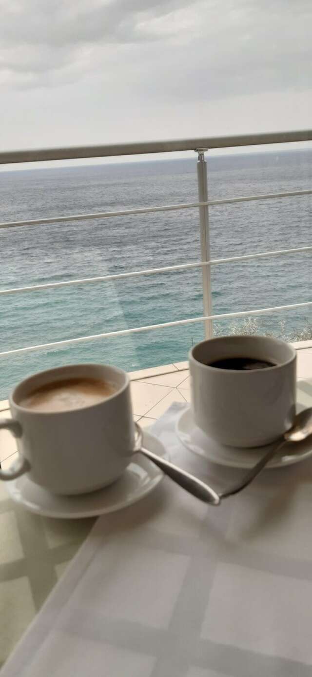 Гостиница Маджестик Партенит-167