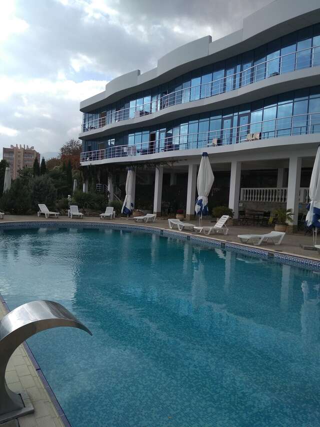 Гостиница Маджестик Партенит-251