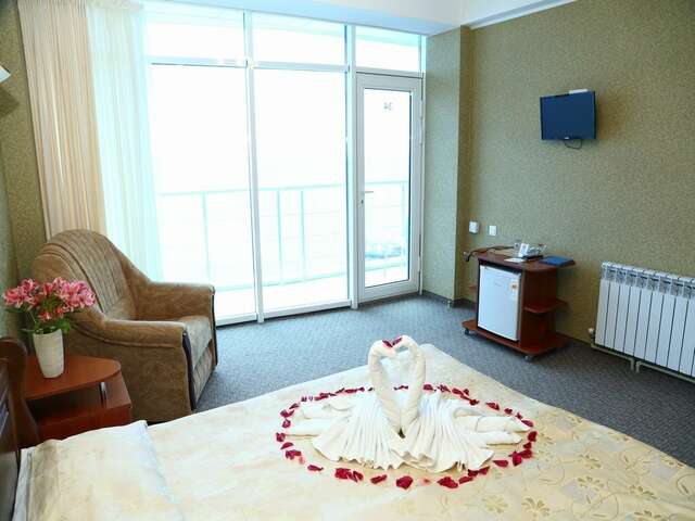 Гостиница Маджестик Партенит-106