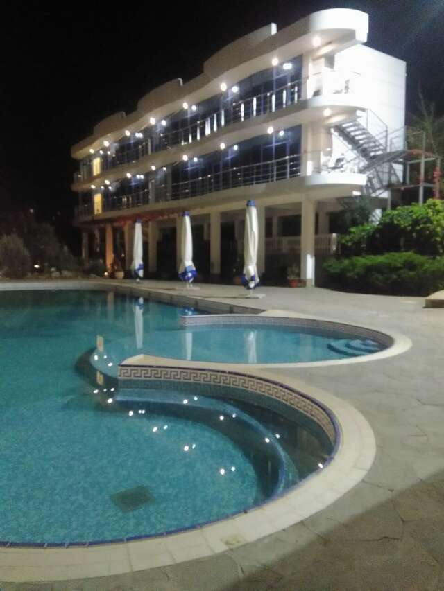 Гостиница Маджестик Партенит-212