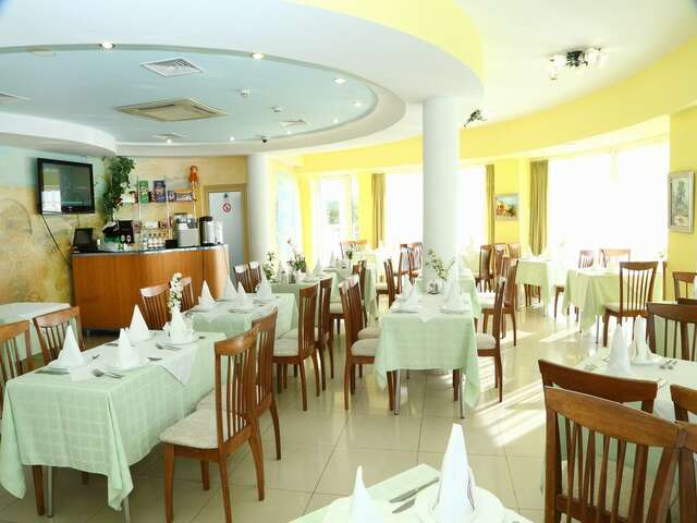 Гостиница Маджестик Партенит-17