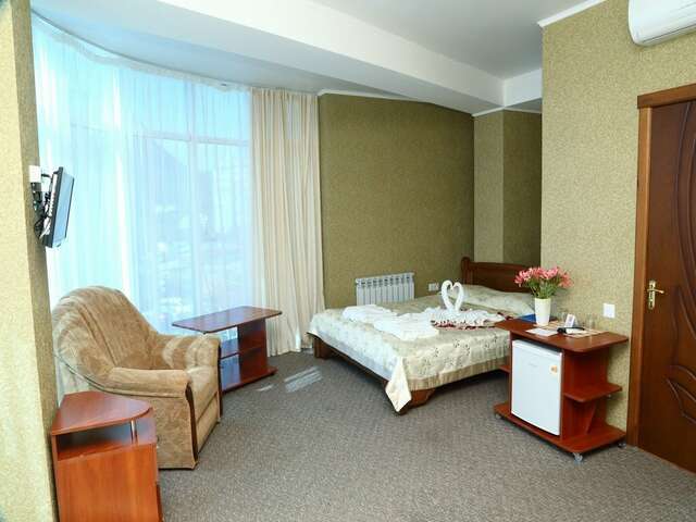 Гостиница Маджестик Партенит-136